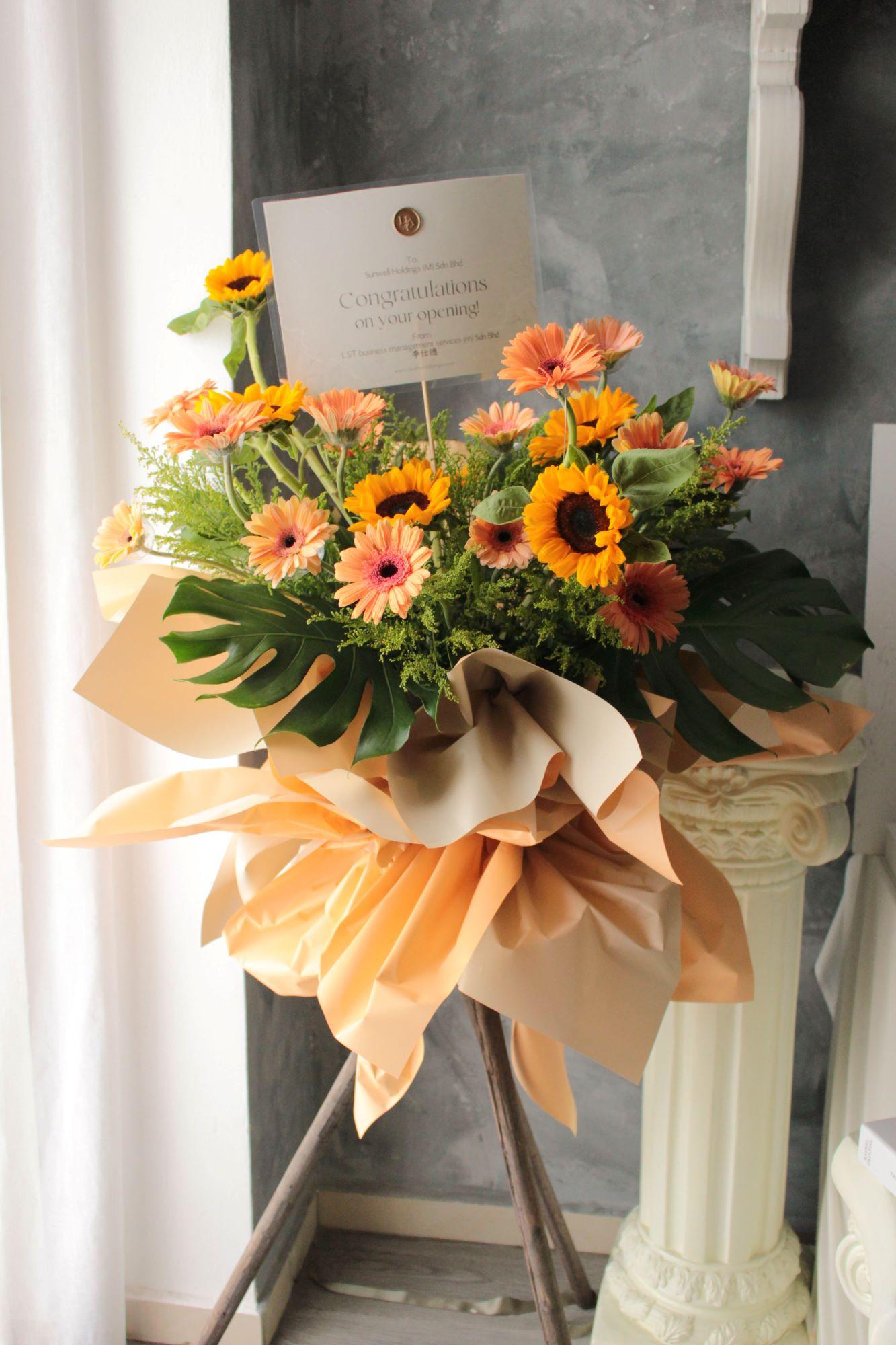Bespoke flower bouquet, grand opening flower, florist seremban 2