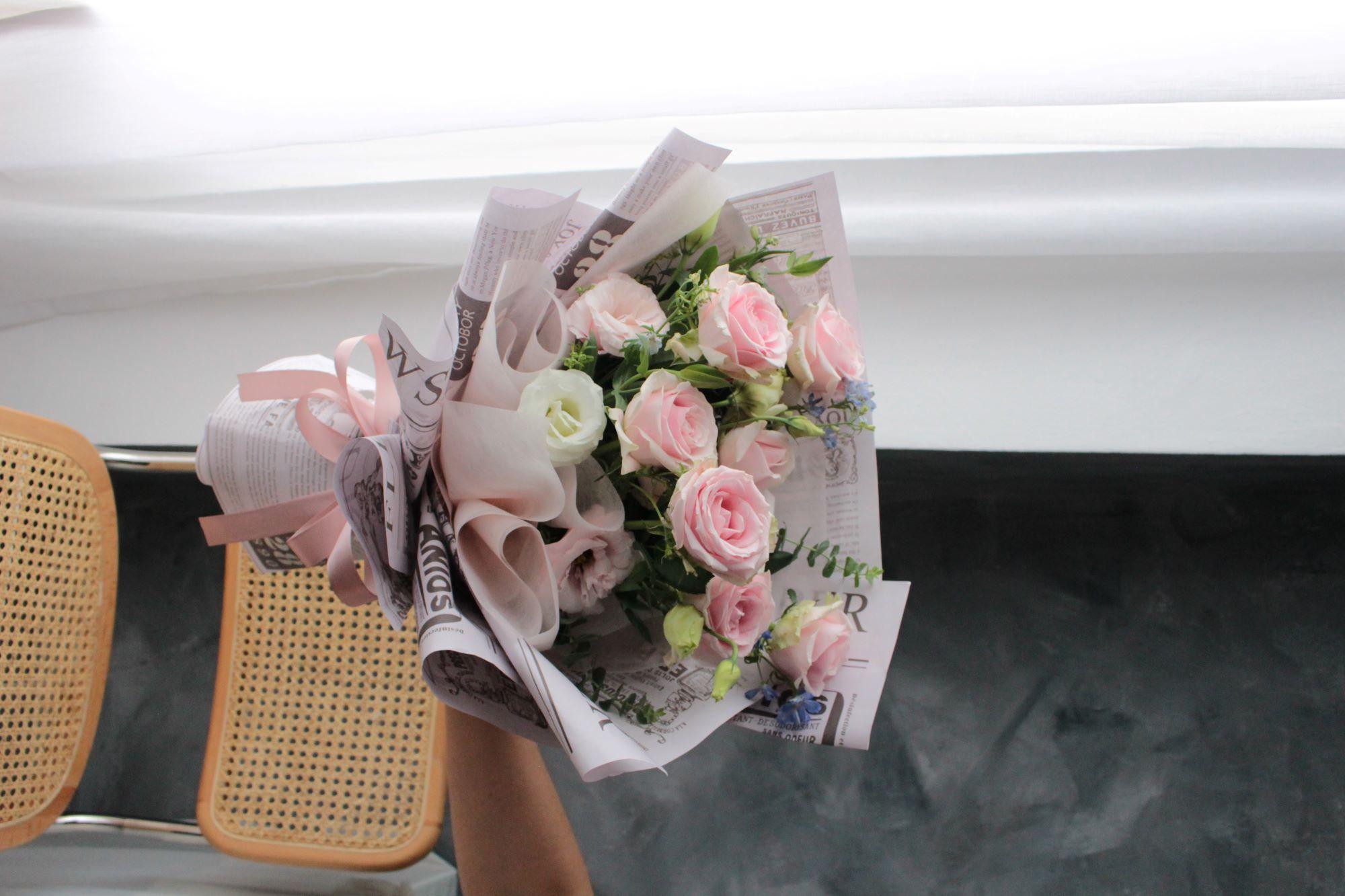 Bespoke flower bouquet, pink roses bouquet, florist seremban 2