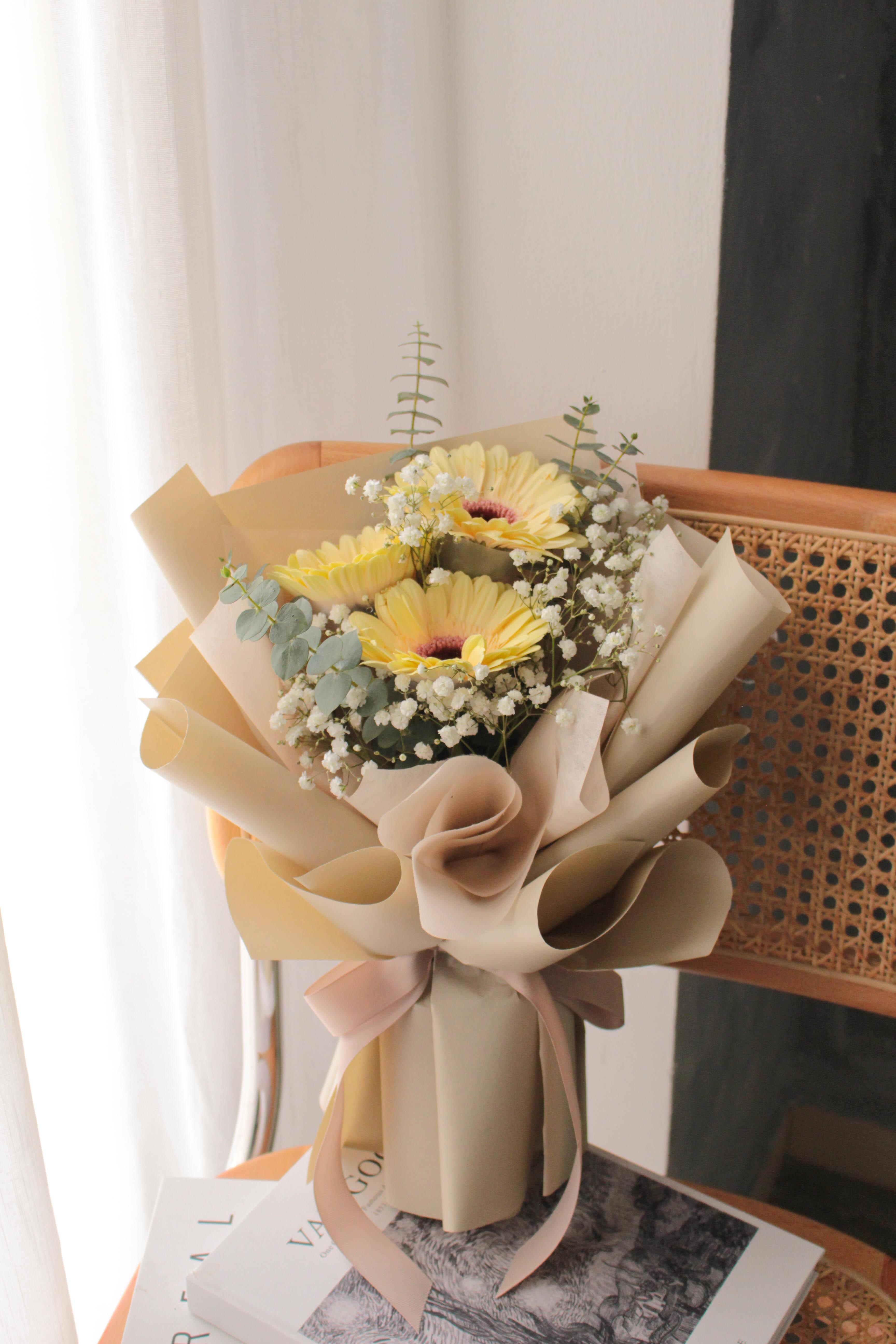 Bespoke flower bouquet, gerbera bouquet, florist seremban 2