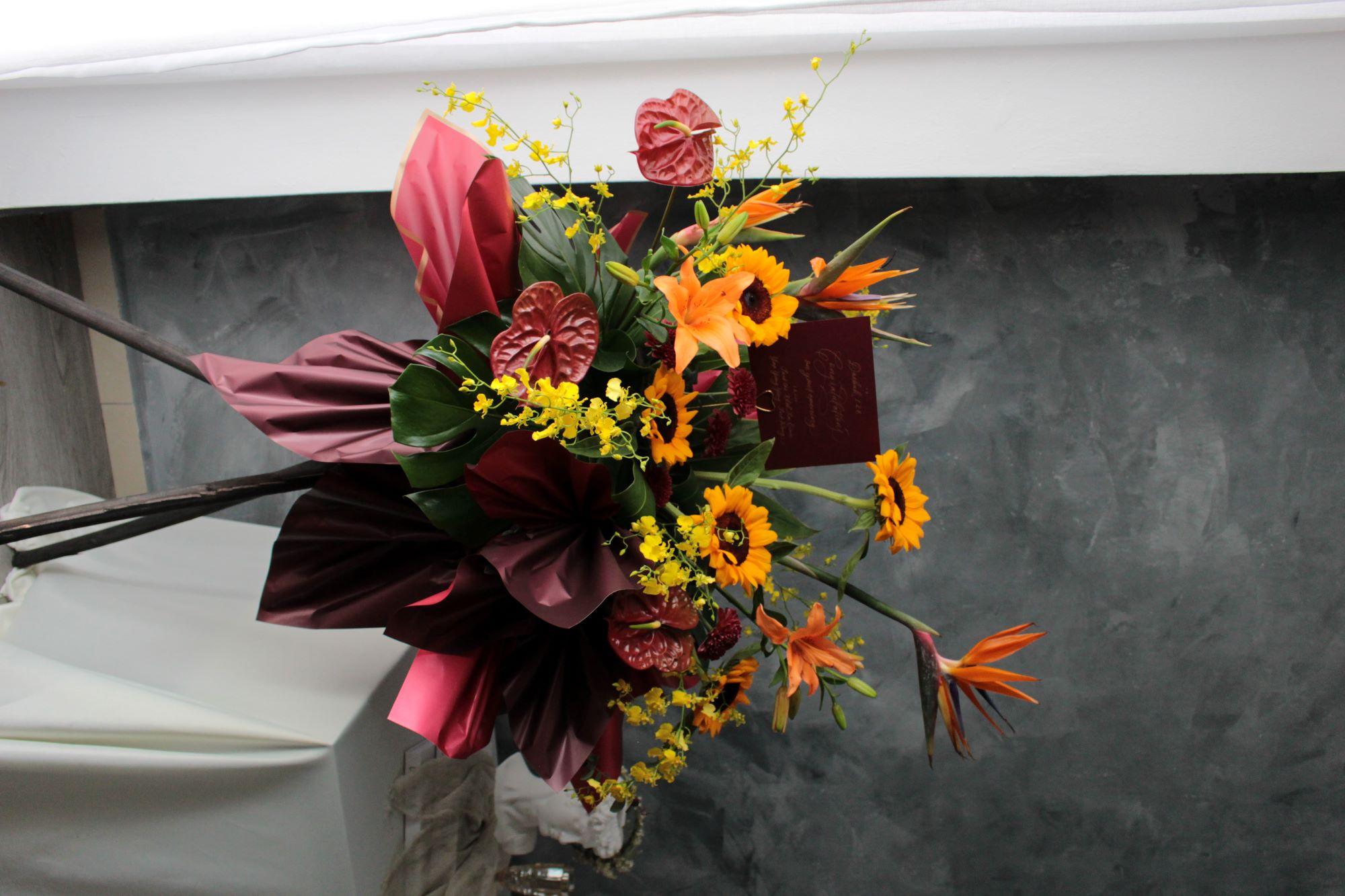 Bespoke flower bouquet, grand opening flower, florist seremban 2