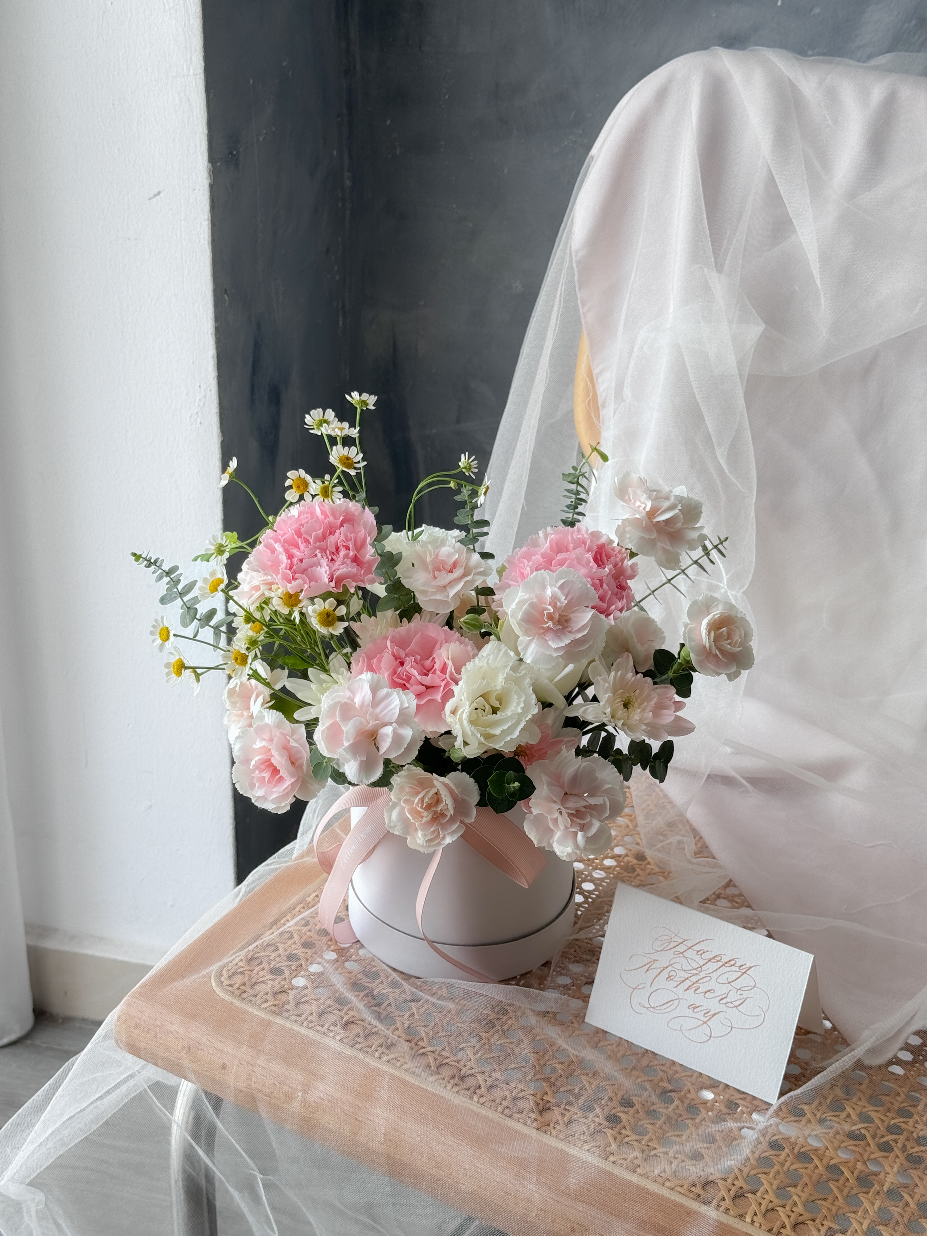 L'Art Floral Design | Florist Seremban 2, Mother's day flower, flower box